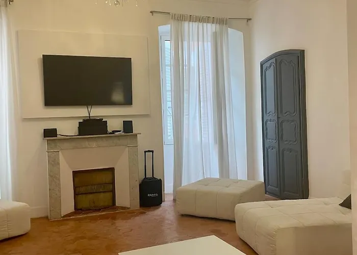 شقة 130 M2 Hyper Centre Cathedrale أجاكسيو