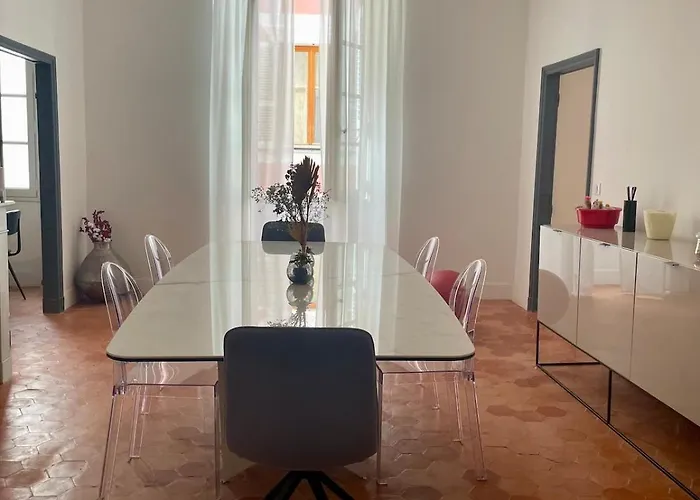 شقة 130 M2 Hyper Centre Cathedrale