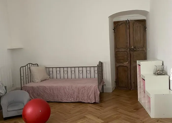 130 M2 Hyper Centre Cathedrale